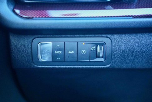 Used 2024 Chevrolet Traverse RS image 36