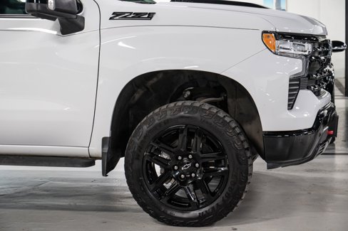 Used 2024 Chevrolet Silverado 1500 LT Trail Boss w/ LT Trail Boss Premium Package image 46