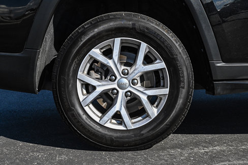 Used 2021 Jeep Grand Cherokee L Limited image 11