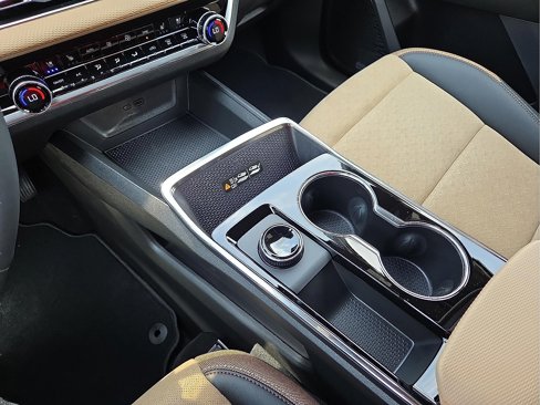 New 2026 Chevrolet Equinox ACTIV w/ Convenience Package III image 25