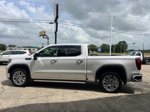 Used 2021 GMC Sierra 1500 Denali w/ Denali Ultimate Package image 9