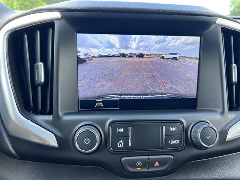 Used 2024 GMC Terrain SLT image 23