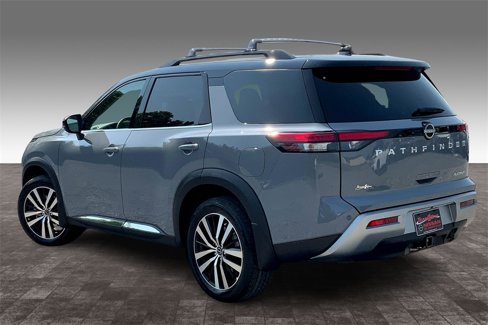 New 2025 Nissan Pathfinder Platinum image 4