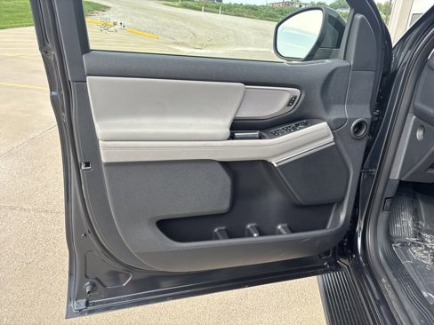 New 2025 Ford Expedition Active image 11