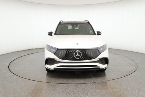 Used 2024 Mercedes-Benz EQB 250+ w/ AMG Line w/ Night Package image 8