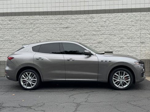 Used 2022 Maserati Levante GT image 17