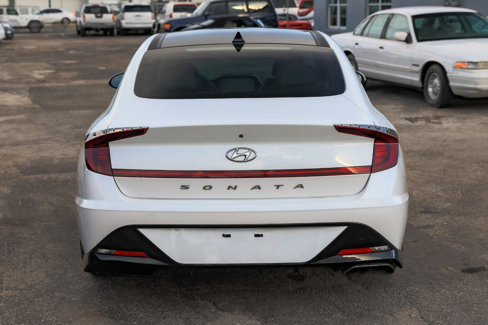 Used 2021 Hyundai Sonata SEL w/ Convenience Package image 9