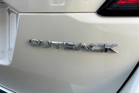 Used 2025 Subaru Outback Limited image 7