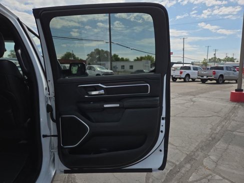 Used 2025 RAM 1500 Laramie image 38
