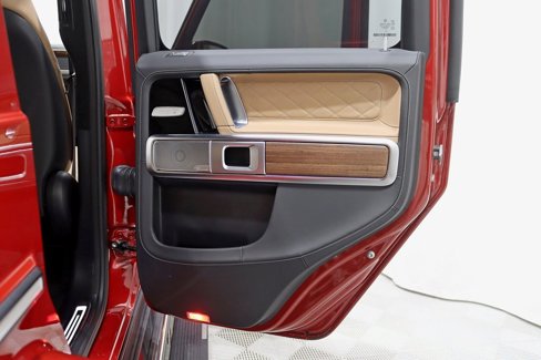 Used 2025 Mercedes-Benz G 550 image 41