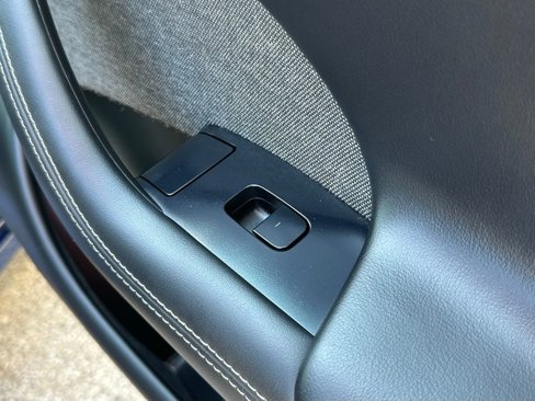 Used 2023 Tesla Model S Plaid image 41
