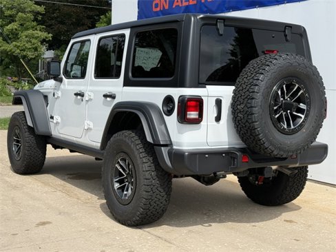 New 2025 Jeep Wrangler Willys image 9