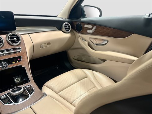 Used 2021 Mercedes-Benz C 300 4MATIC Sedan image 22