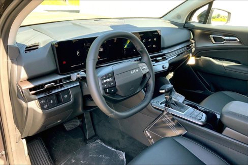 New 2026 Kia Sportage EX image 8