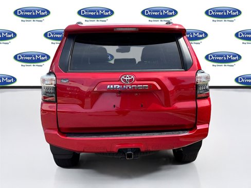 Used 2024 Toyota 4Runner SR5 image 7