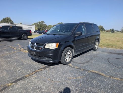 Used 2015 Dodge Grand Caravan SXT image 1