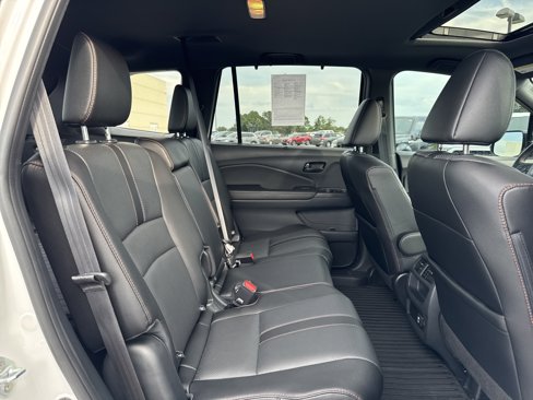 Certified 2023 Honda Passport TrailSport image 14
