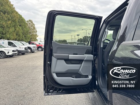 New 2025 Ford F150 Lightning XLT image 30