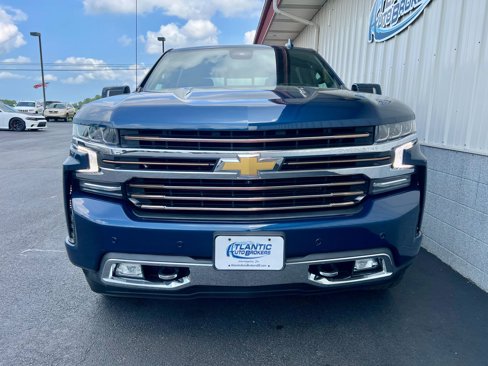 Used 2022 Chevrolet Silverado 1500 High Country w/ Technology Package image 6