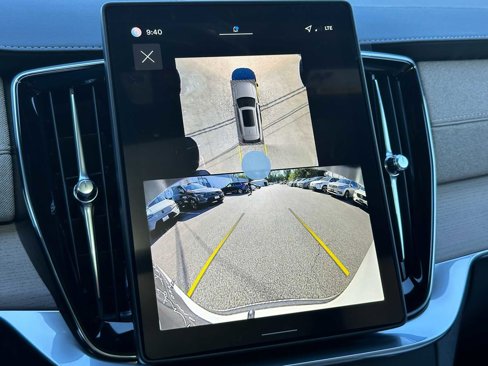 New 2026 Volvo XC90 B6 Plus w/ Protection Package Premier image 27