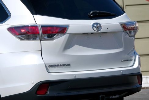 Used 2016 Toyota Highlander Limited image 22