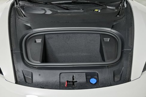 New 2025 Porsche Taycan 4S image 34