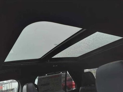 New 2025 Ford Explorer ST image 30