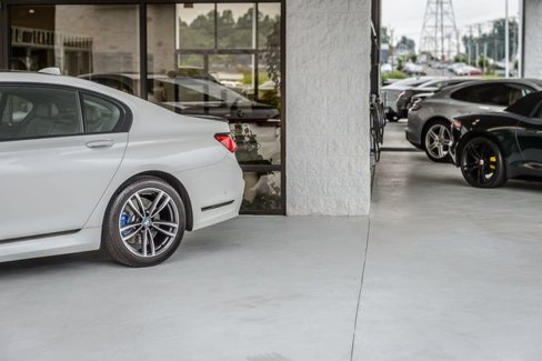 Used 2021 BMW 740i xDrive w/ M Sport Package image 60