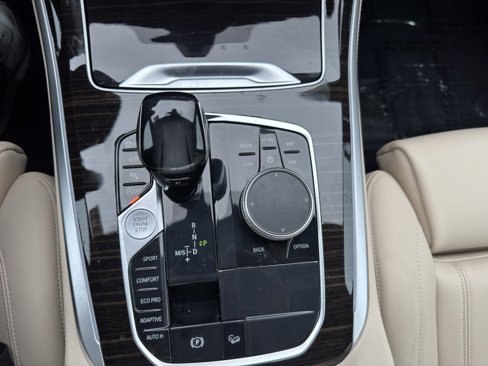 Used 2020 BMW X5 xDrive40i w/ Premium Package image 25