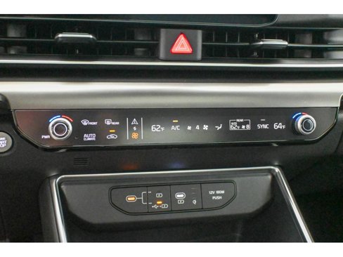 New 2026 Kia Carnival SX w/ SX Dark Edition Package image 33