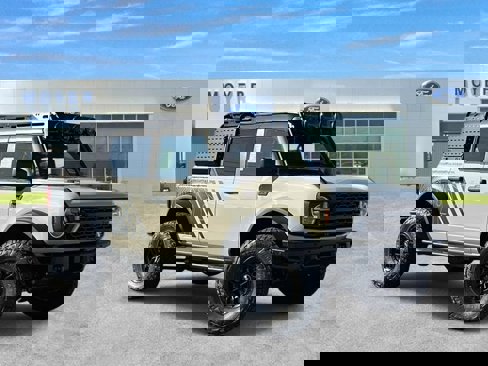 New 2025 Ford Bronco Big Bend image 1