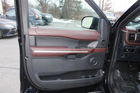 Used 2024 Ford Expedition Max Limited image 11