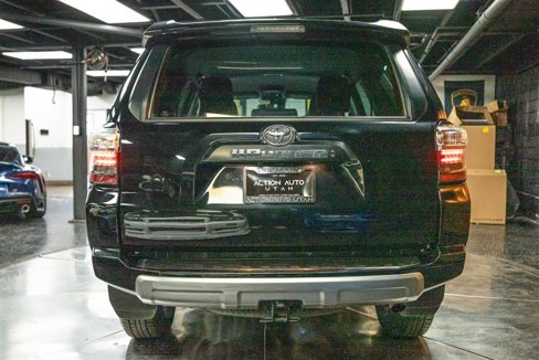 Used 2024 Toyota 4Runner TRD Off-Road Premium image 6