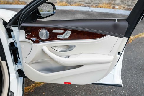Used 2017 Mercedes-Benz E 300 4MATIC image 13