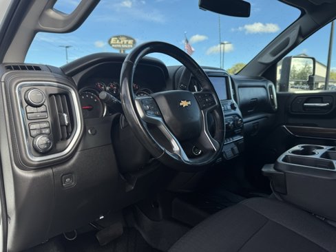 Used 2023 Chevrolet Silverado 2500 LT image 17