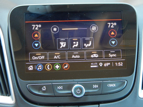Used 2024 Chevrolet Malibu LT image 17
