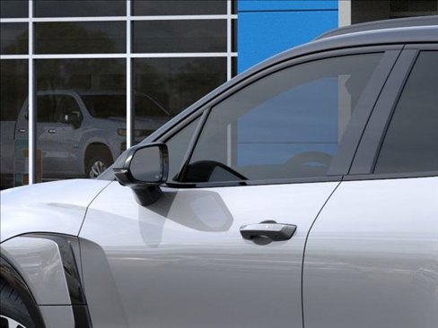 New 2025 Chevrolet Blazer EV SS image 12