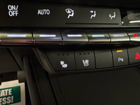 Used 2019 Cadillac XT4 Premium Luxury image 20