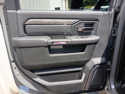 New 2026 RAM 2500 Limited image 28