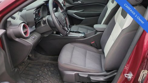Used 2024 Chevrolet Trax RS w/ Driver Confidence Package image 17