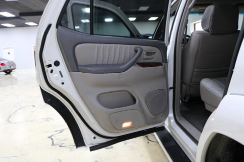 Used 2005 Toyota Sequoia Limited image 14