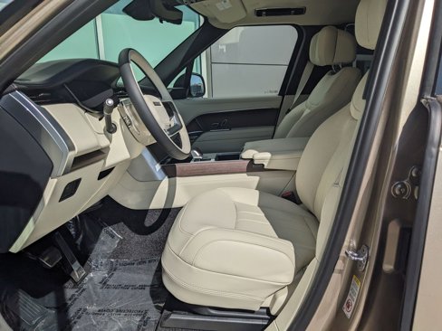 New 2025 Land Rover Range Rover Long Wheelbase Autobiography image 20