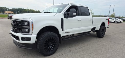 Used 2024 Ford F350 Lariat w/ Black Appearance Package image 3