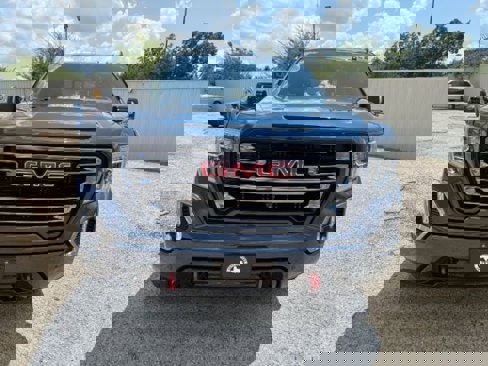 Used 2019 GMC Sierra 1500 AT4 w/ Technology Package image 3
