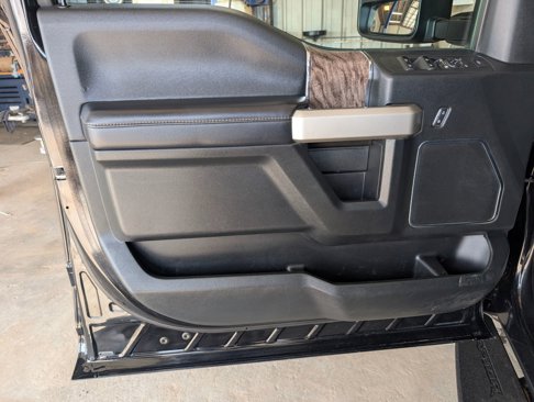 Used 2019 Ford F250 Lariat image 10