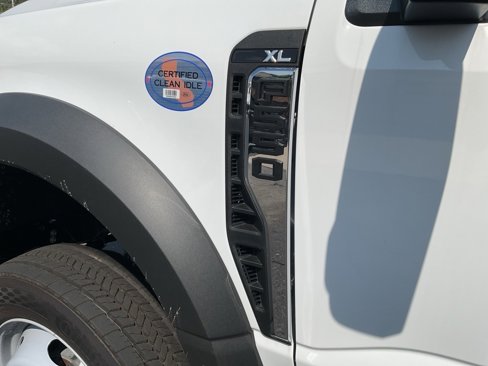 New 2025 Ford F550 4x4 Regular Cab Super Duty image 14