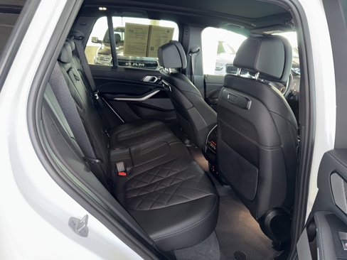 Certified 2025 BMW X5 xDrive40i w/ Climate Comfort Package image 12