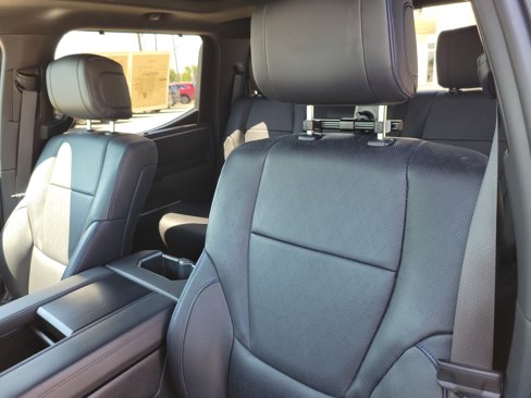 Used 2023 Toyota Tundra Platinum image 16