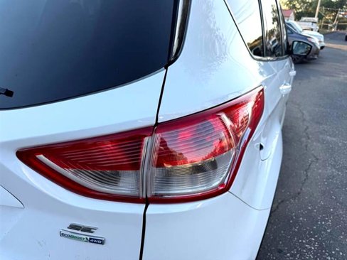 Used 2016 Ford Escape SE w/ Equipment Group 201A image 32