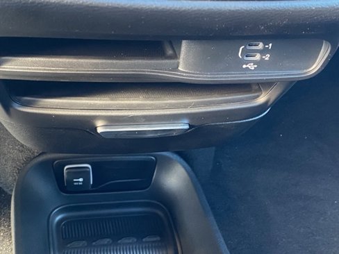 New 2026 Chrysler Voyager LX image 24